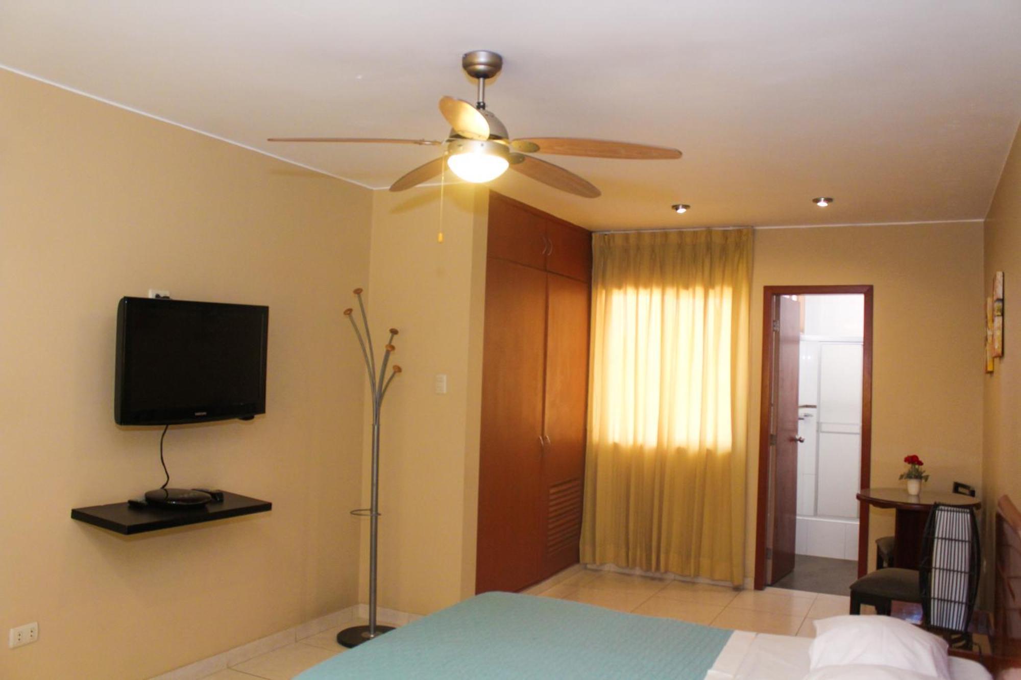 Apart Hotel El Canaveral Чинча-Альта Екстер'єр фото