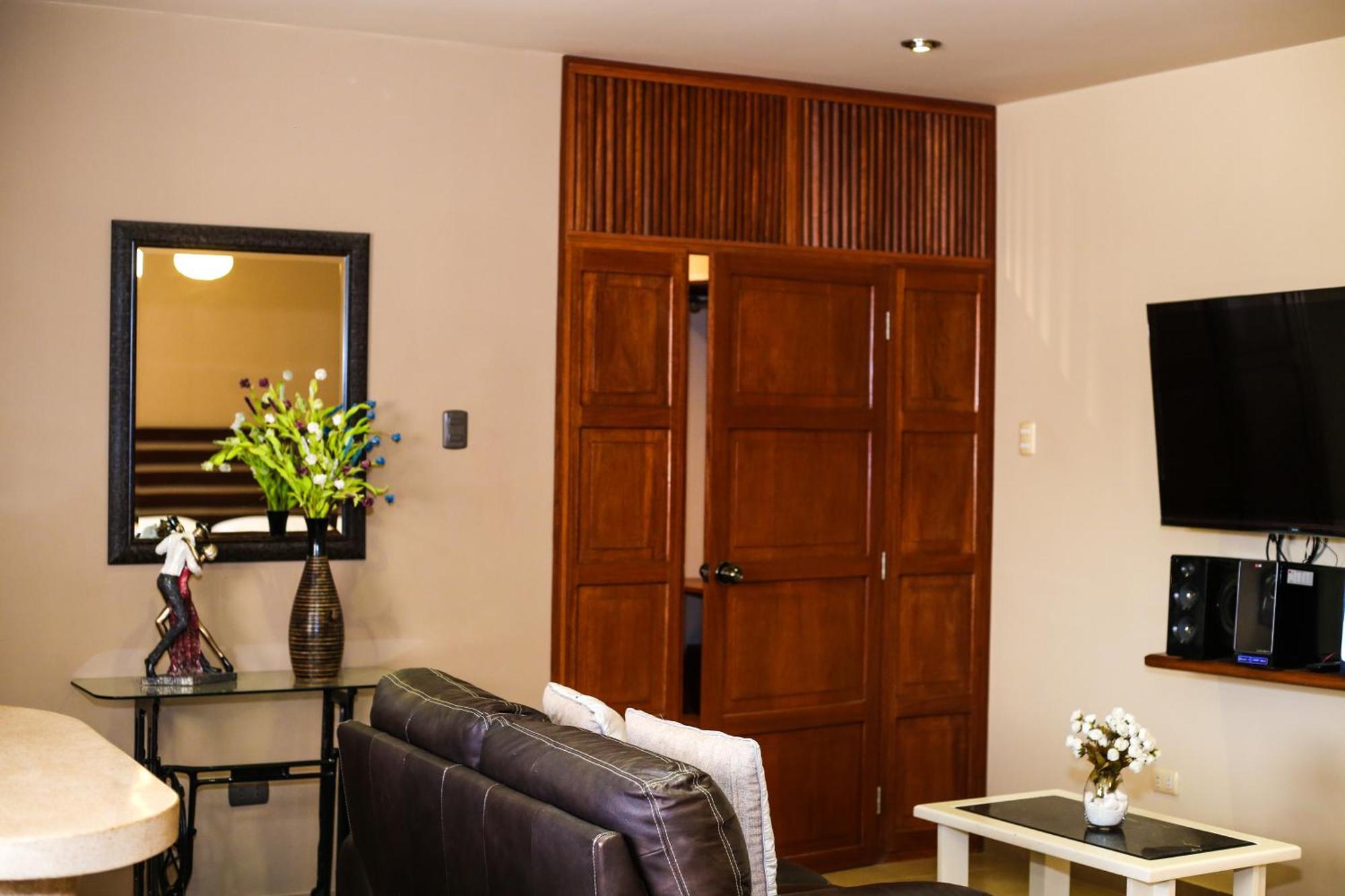 Apart Hotel El Canaveral Чинча-Альта Екстер'єр фото