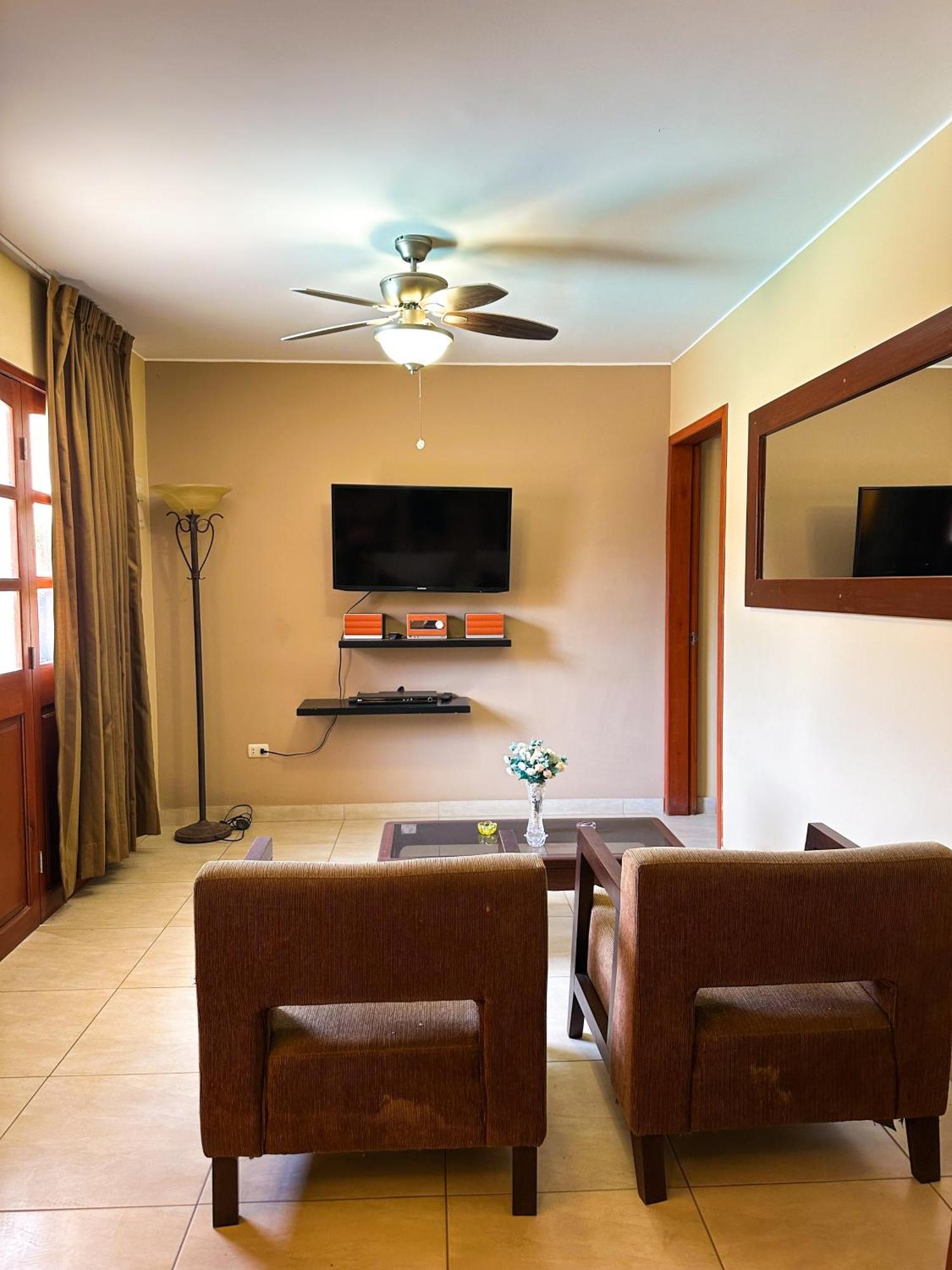 Apart Hotel El Canaveral Чинча-Альта Екстер'єр фото